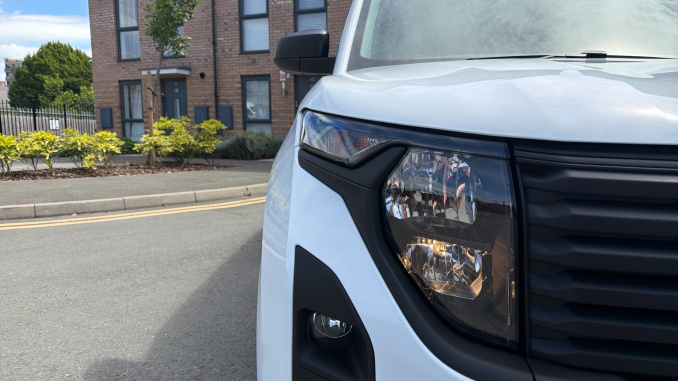Ford Transit Courier Diesel 1.5 EcoBlue Trend Van - Image 30